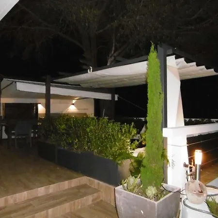 Villa de 4 chambres a Porto Vecchio avec magnifique vue sur la mer piscine privee jardin clos a 4 km de la plage Villa