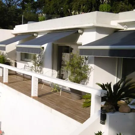 Villa de 4 chambres a Porto Vecchio avec magnifique vue sur la mer piscine privee jardin clos a 4 km de la plage Villa
